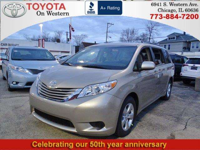 Toyota Sienna 2017 photo 5